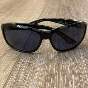 Costa Inlet IT11 Polarized Black Grey Plastic Sunglasses Small 58-14 Like New